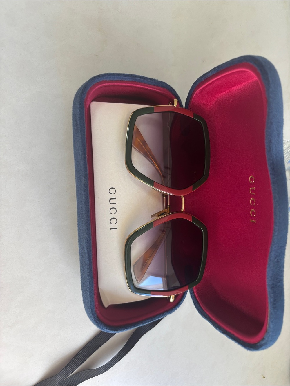 Gucci Women's Sunglasses with Green Frame and red -Used but very good condition